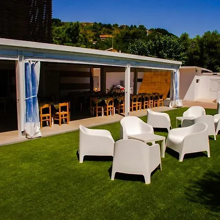 Camping Fontana Marina