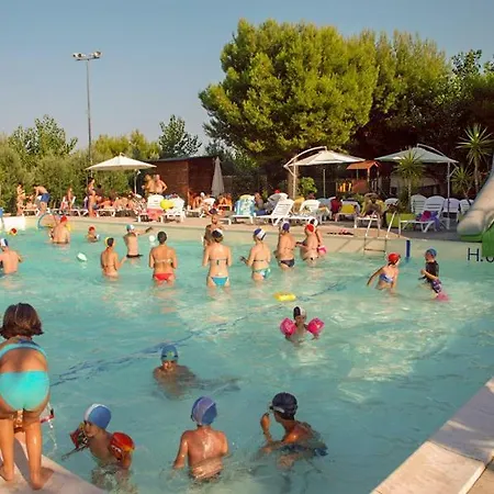 Camping Fontana Marina *